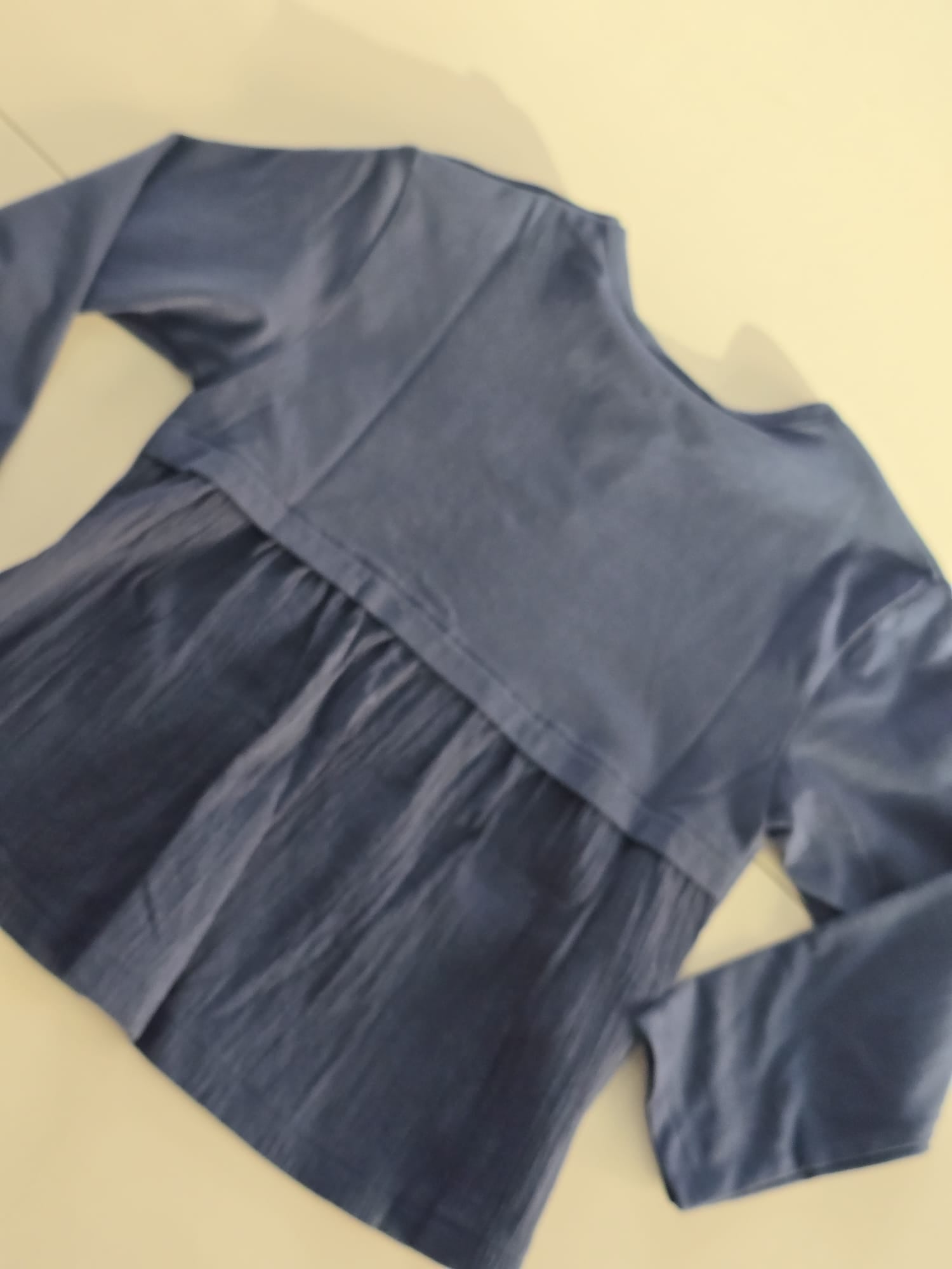 Maglia blu notte con ricamo