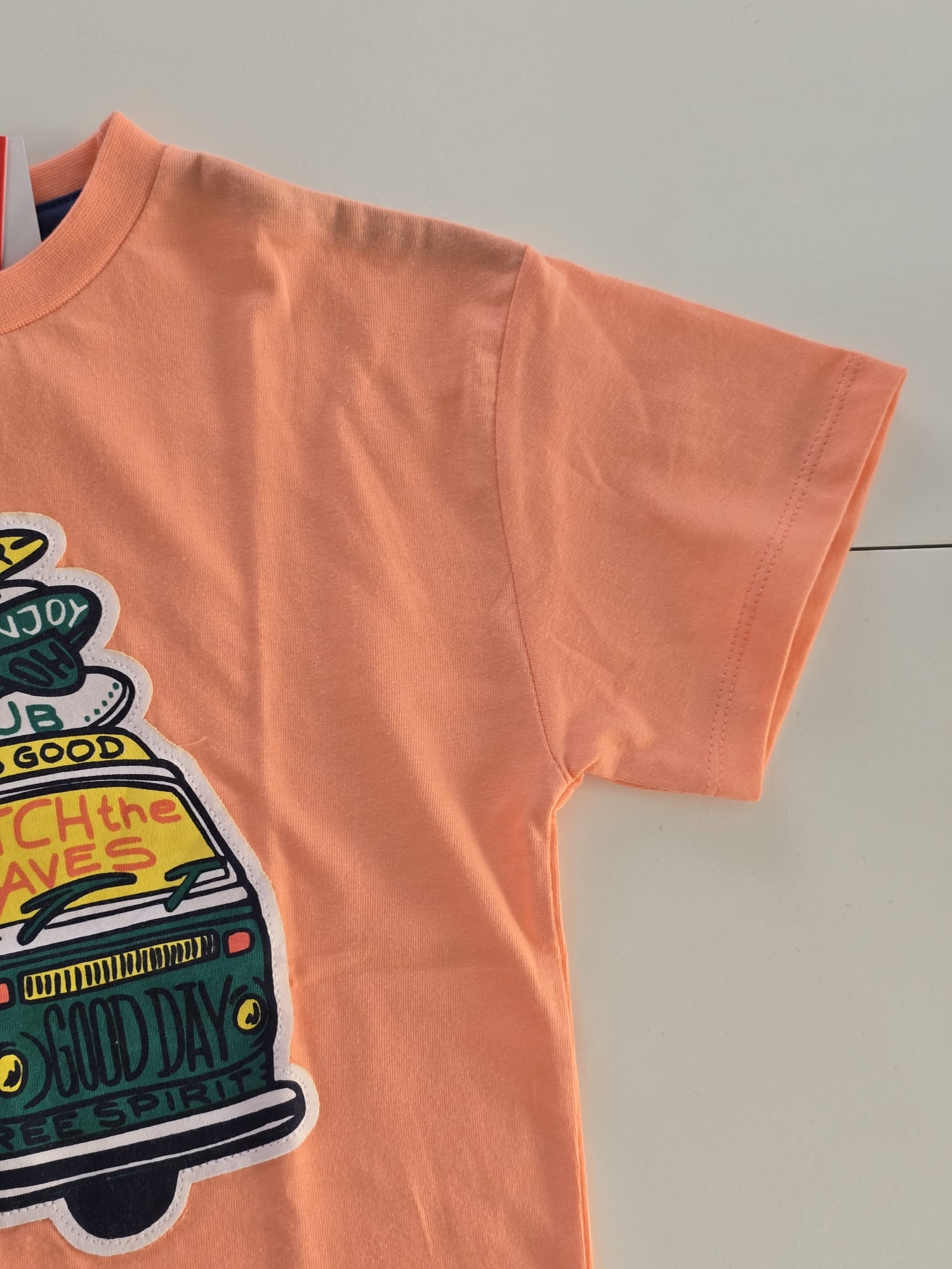 T-shirt arancione