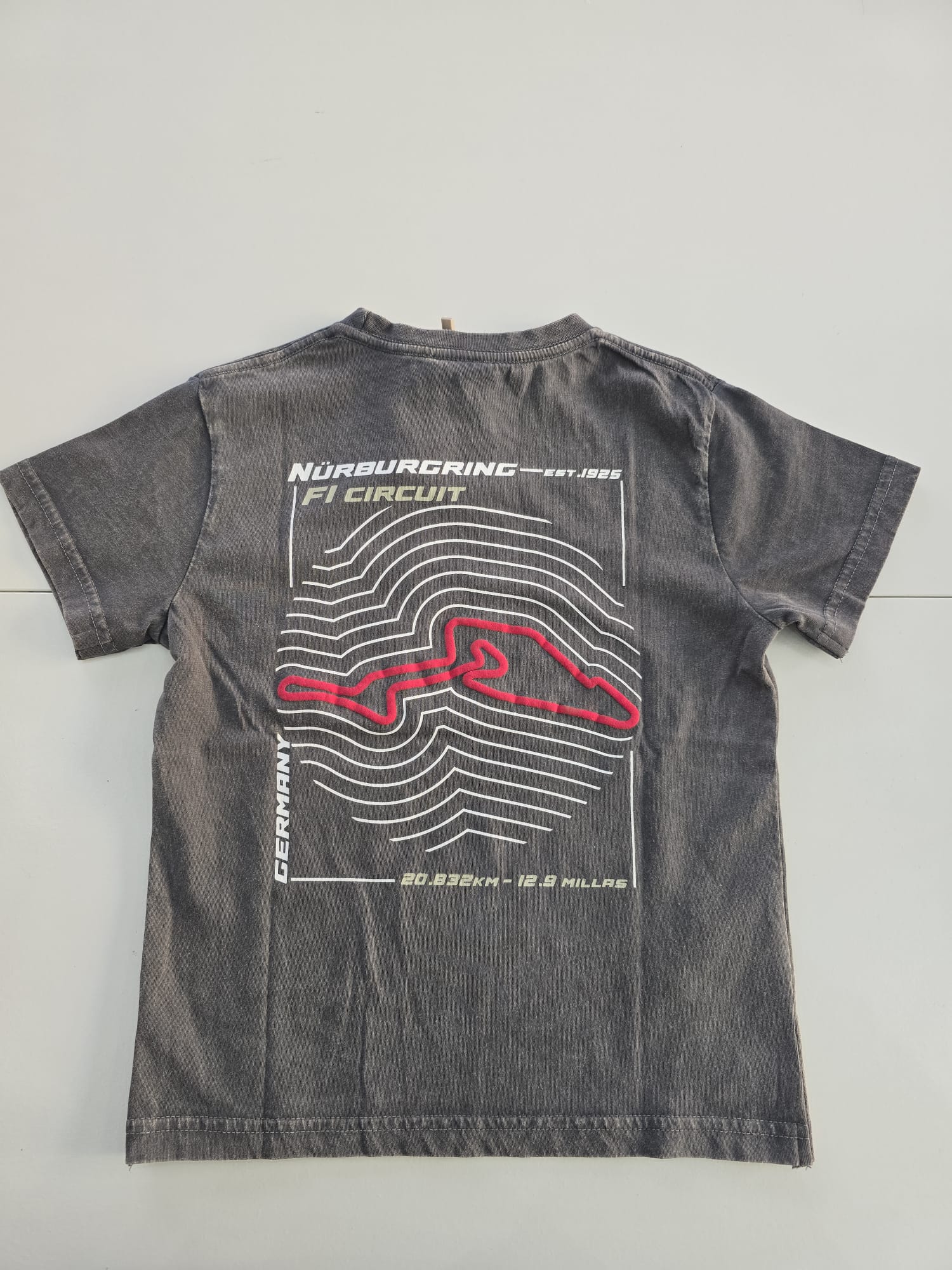 T-shirt circuit