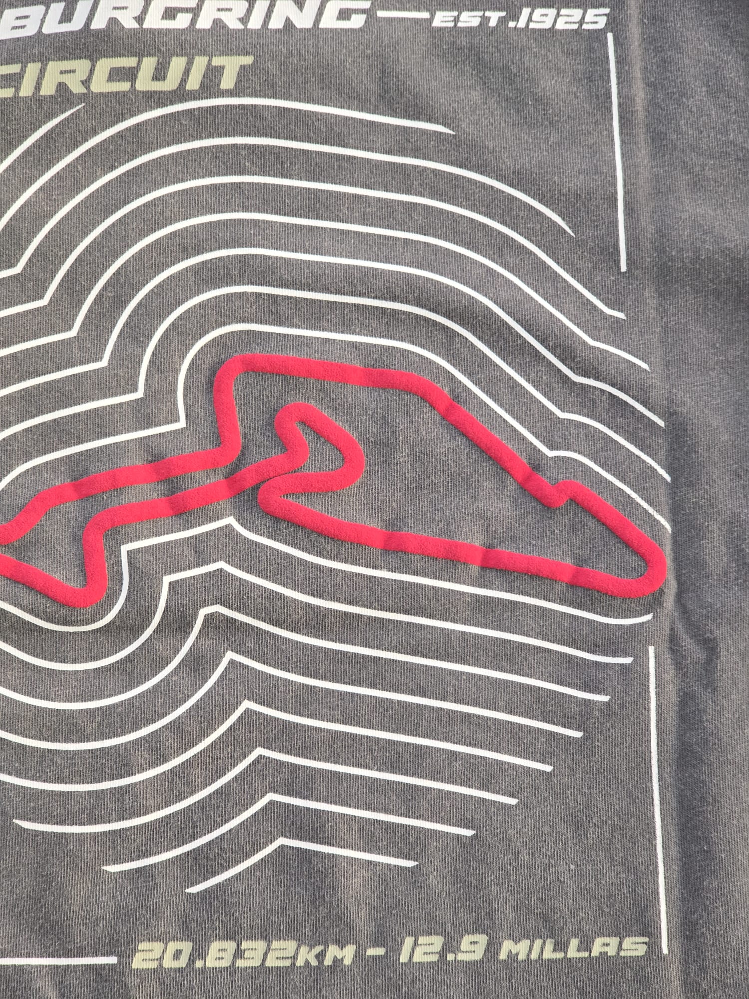 T-shirt circuit